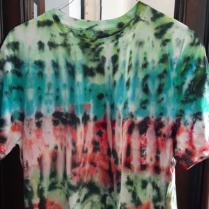 TYE DYE TSHIRT